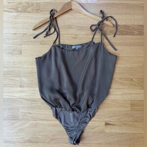Wishlist Taupe Tie Tank Top Bodysuit Size Large in Excellent Condition